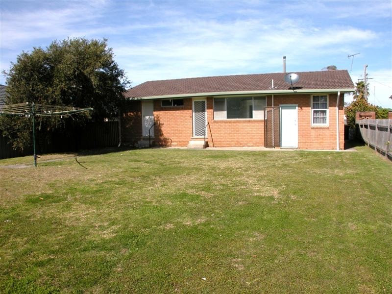 17 Ravenscliffe Road, Shoalhaven Heads NSW 2535