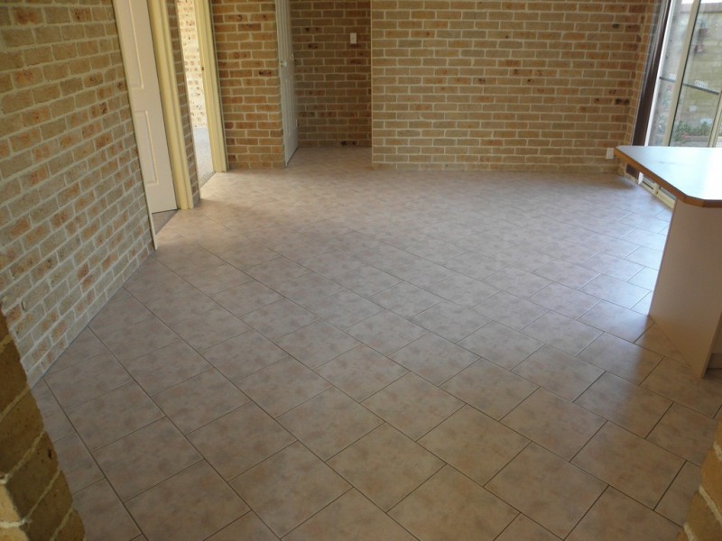 1/2 Flanagan Court, Worrigee NSW 2540