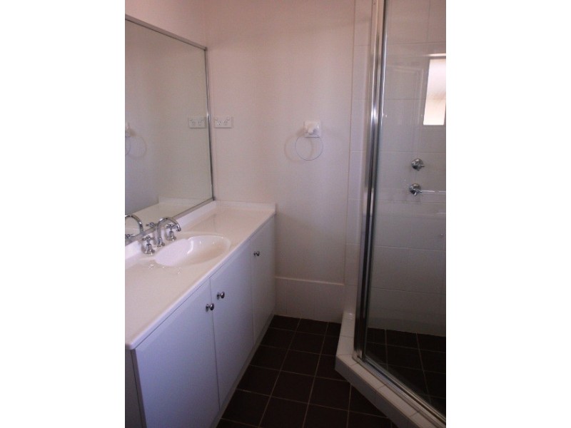 18 Golden Ash Close, Worrigee NSW 2540