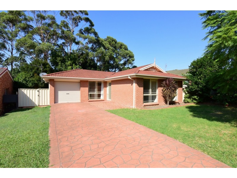 6 Olympic Drive, West Nowra NSW 2541