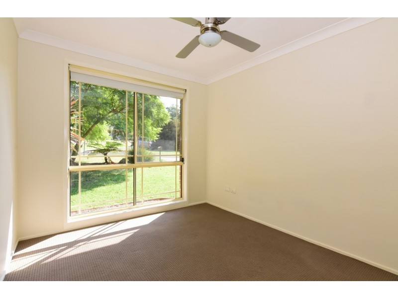 6 Olympic Drive, West Nowra NSW 2541