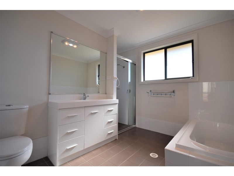 11 Narwee Link, Nowra NSW 2541