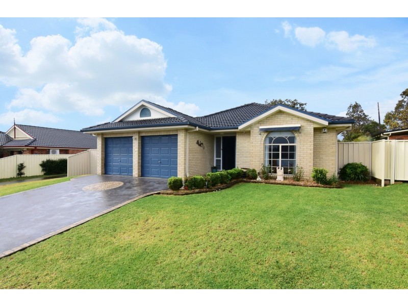 65 Burradoo Crescent, Nowra NSW 2541