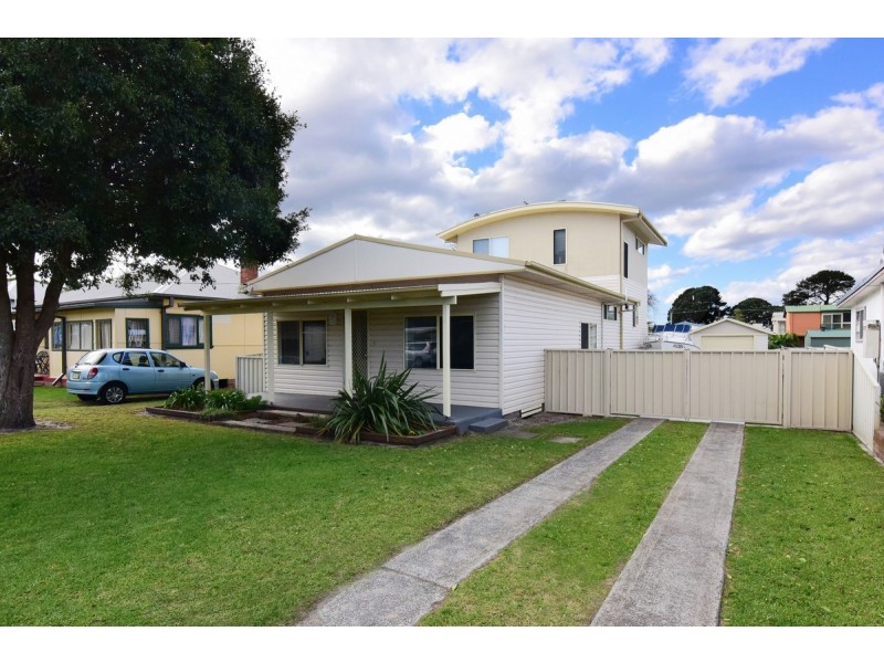 69 Comarong Street, Greenwell Point NSW 2540