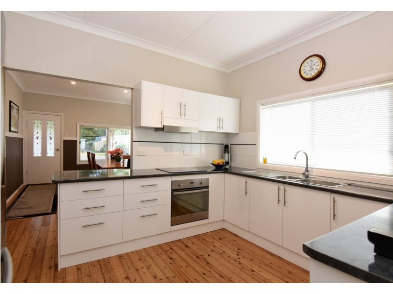 69 Comarong Street, Greenwell Point NSW 2540