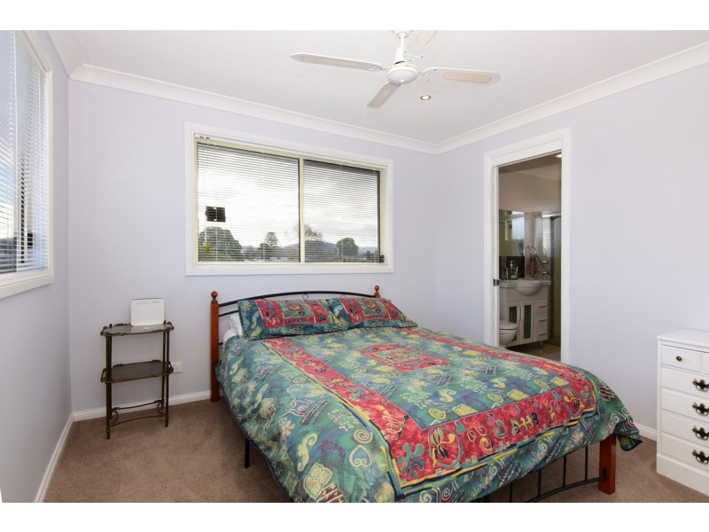 69 Comarong Street, Greenwell Point NSW 2540
