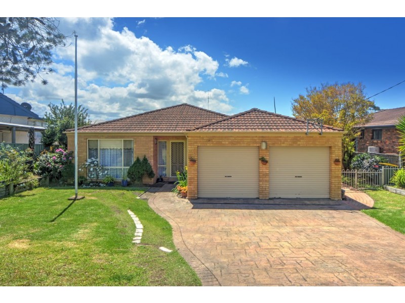 27 Greenwell Point Road, Greenwell Point NSW 2540