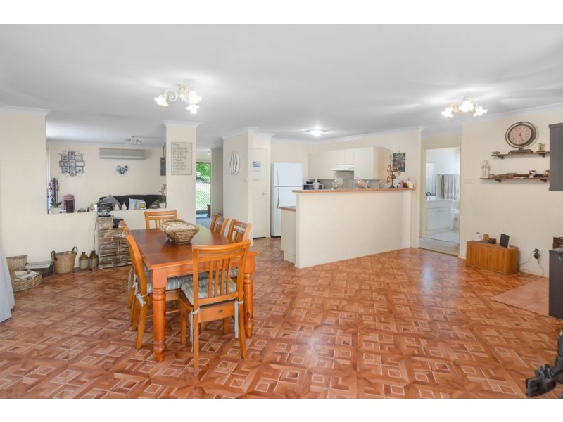 27 Greenwell Point Road, Greenwell Point NSW 2540