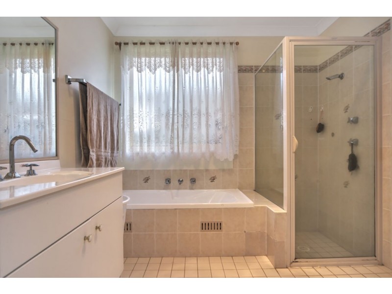 27 Greenwell Point Road, Greenwell Point NSW 2540