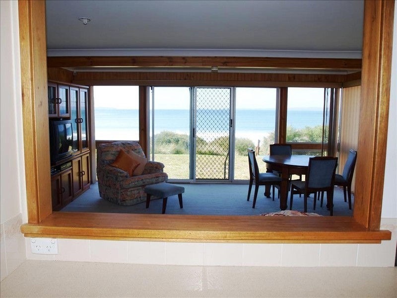 73 Quay Road, Callala Beach NSW 2540