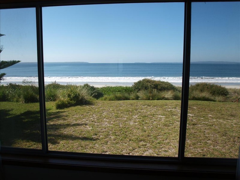 73 Quay Road, Callala Beach NSW 2540