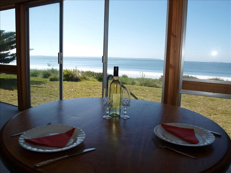 73 Quay Road, Callala Beach NSW 2540