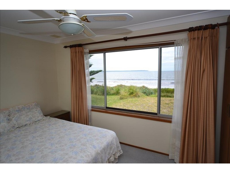 73 Quay Road, Callala Beach NSW 2540