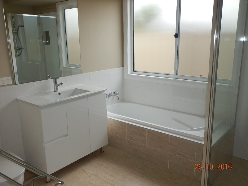 4B Regelia Parade, Worrigee NSW 2540