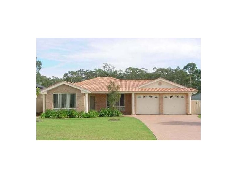 6 Freesia Crescent, Bomaderry NSW 2541