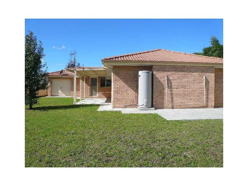6 Freesia Crescent, Bomaderry NSW 2541