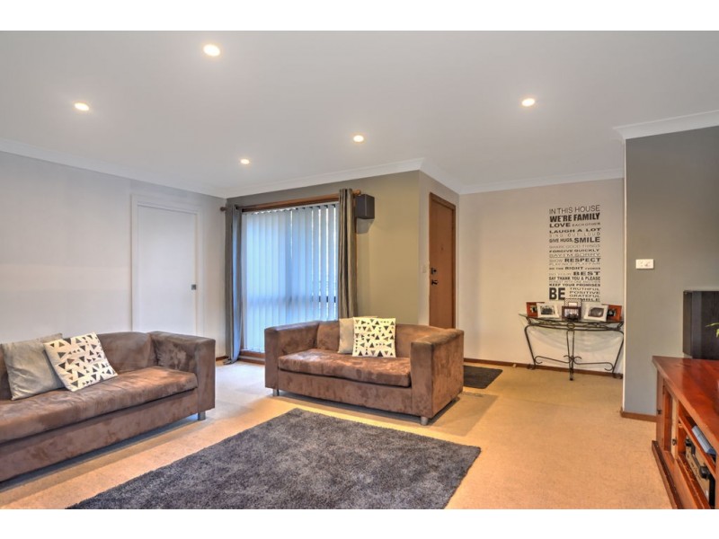 8 Racemosa Avenue, West Nowra NSW 2541