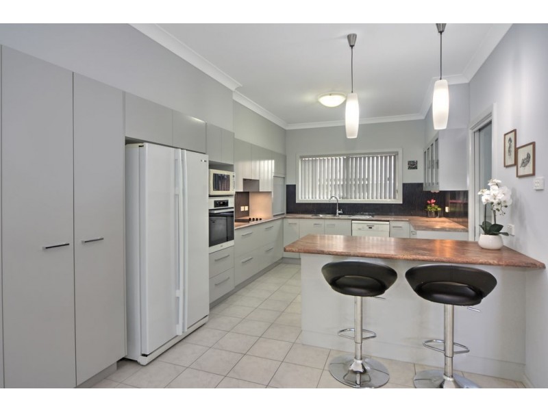 36 Moss Street, Nowra NSW 2541