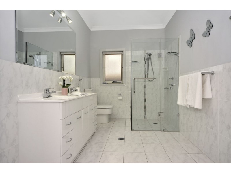 36 Moss Street, Nowra NSW 2541