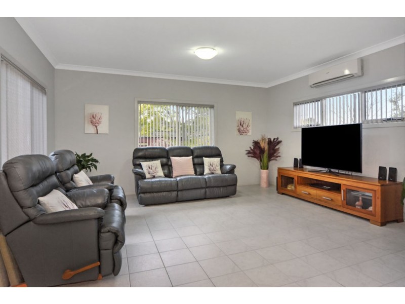 36 Moss Street, Nowra NSW 2541