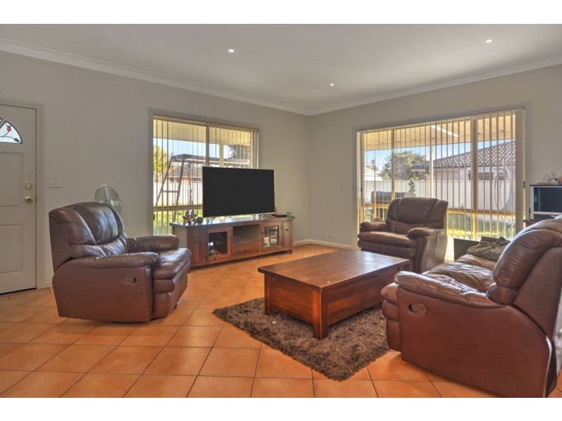 19 Golden Grove, Worrigee NSW 2540