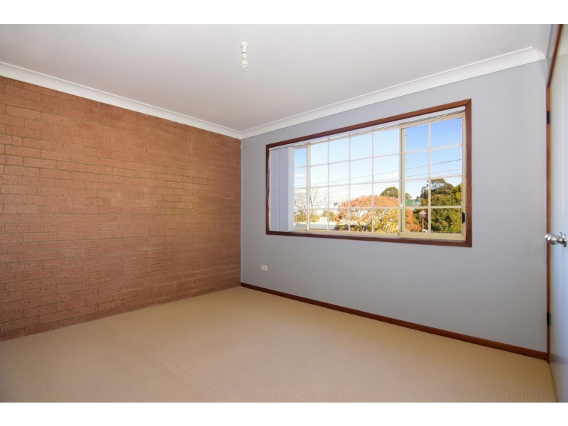 4/ 33-35 Meroo Street, Bomaderry NSW 2541