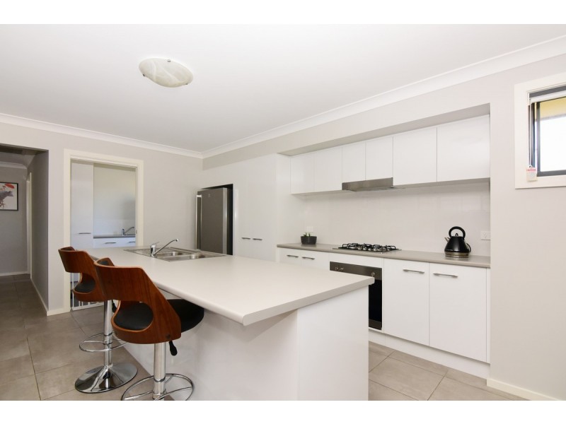 19a Mintbush Crescent, Worrigee NSW 2540