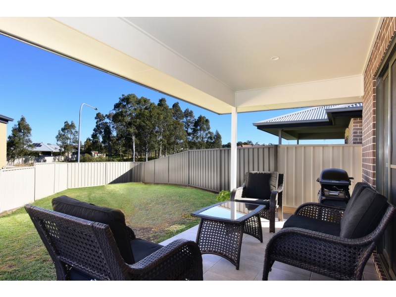 19a Mintbush Crescent, Worrigee NSW 2540