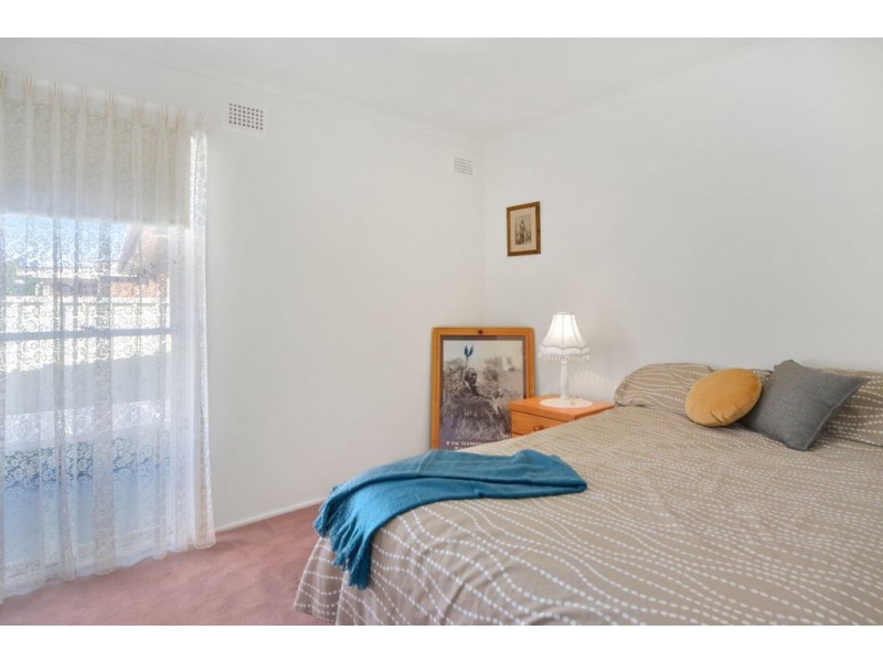 13 Lyrebird Drive, Nowra NSW 2541