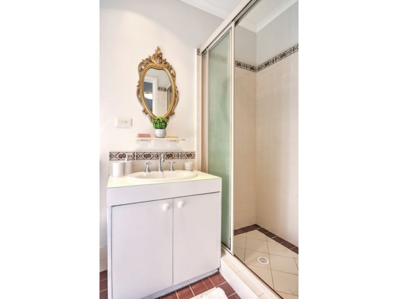 13 Lyrebird Drive, Nowra NSW 2541