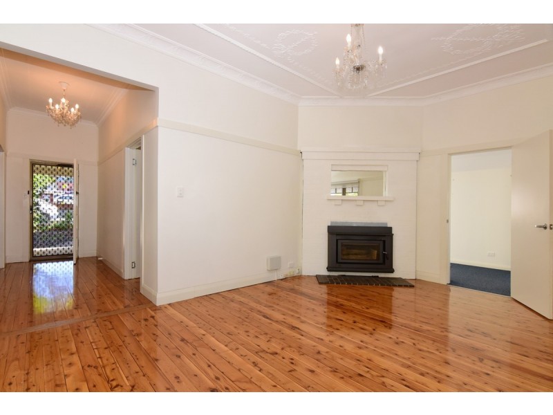 32 Shoalhaven Street, Nowra NSW 2541