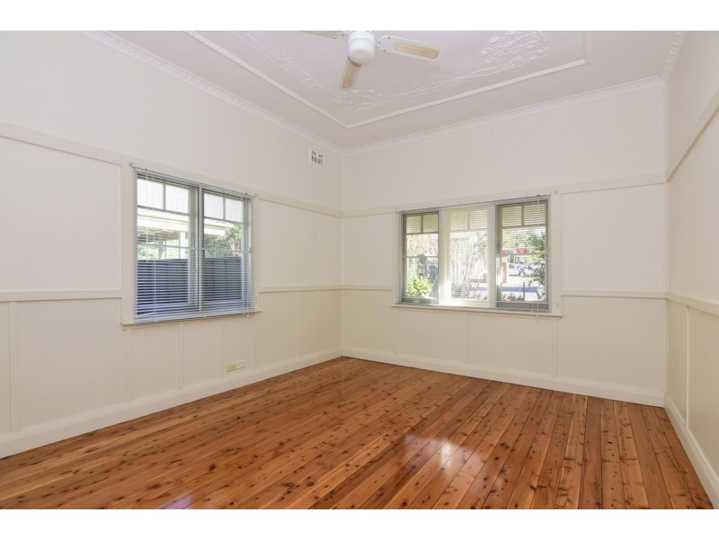 32 Shoalhaven Street, Nowra NSW 2541