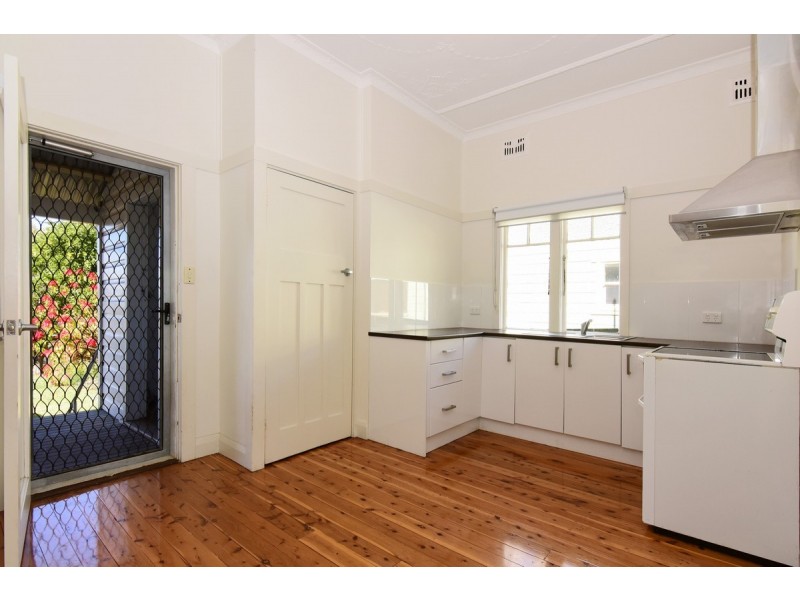 32 Shoalhaven Street, Nowra NSW 2541