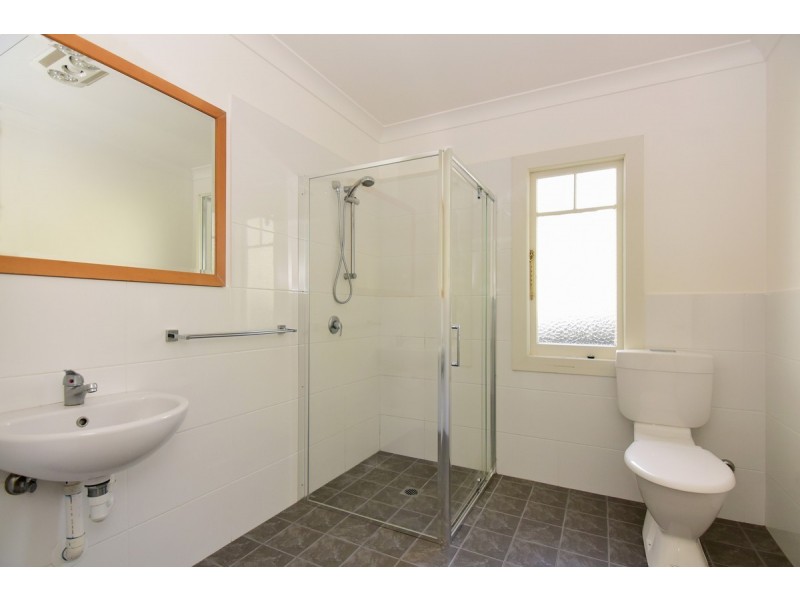 32 Shoalhaven Street, Nowra NSW 2541