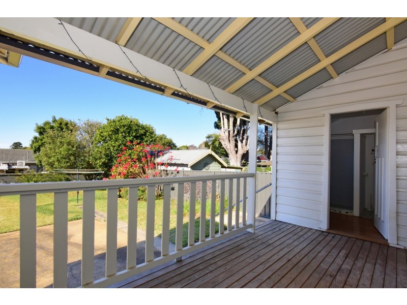 32 Shoalhaven Street, Nowra NSW 2541
