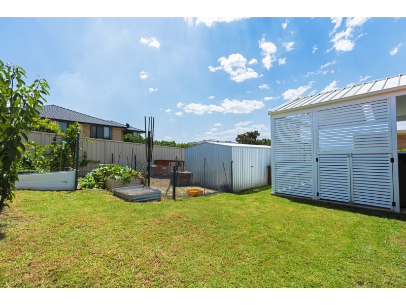 18 Warrigal Street, Nowra NSW 2541