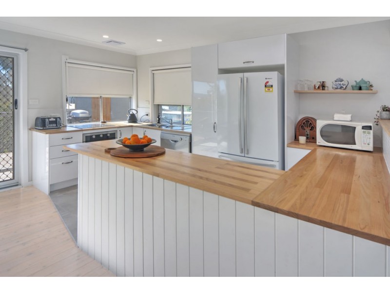 47 Comarong Street, Greenwell Point NSW 2540