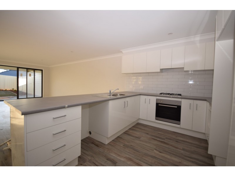 26 Tahnee Street, Sanctuary Point NSW 2540