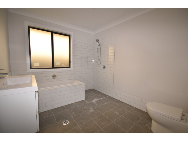 26 Tahnee Street, Sanctuary Point NSW 2540