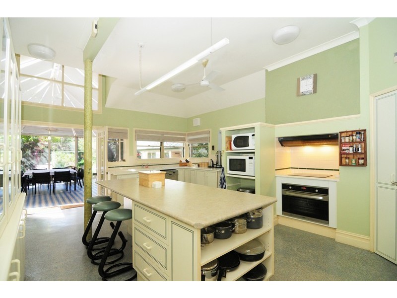 125 BRINAWARR STREET, Bomaderry NSW 2541