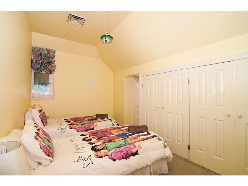 125 BRINAWARR STREET, Bomaderry NSW 2541