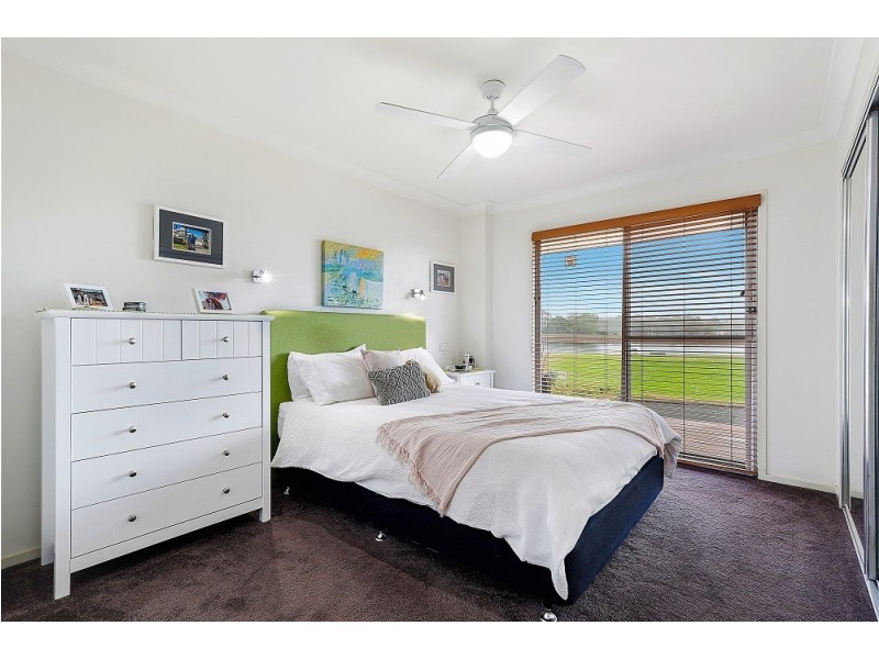 6 Riverview Road, Nowra NSW 2541