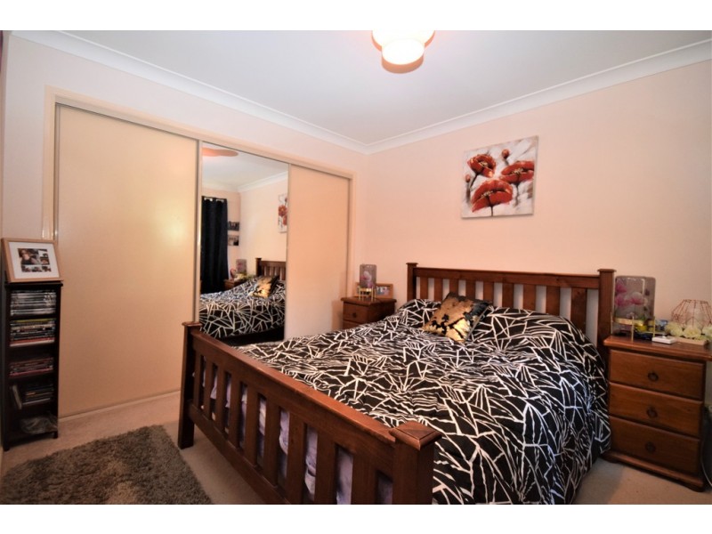 2/2 Maleen Street, Bomaderry NSW 2541