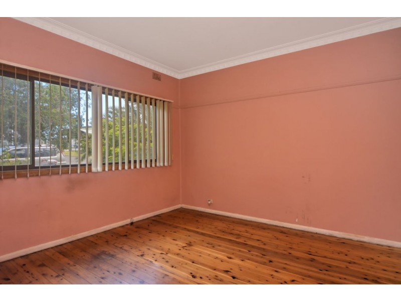 93 Moss Street, Nowra NSW 2541