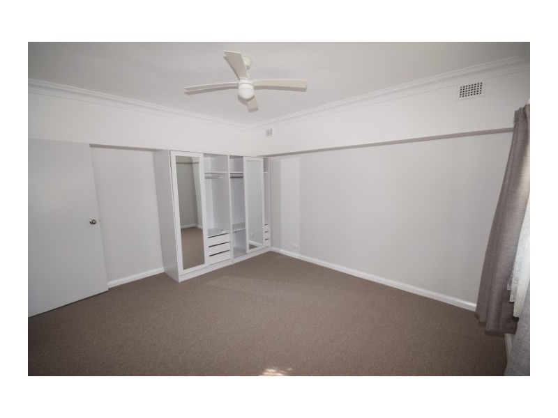 102 Jervis Street, Nowra NSW 2541