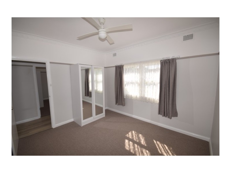 102 Jervis Street, Nowra NSW 2541