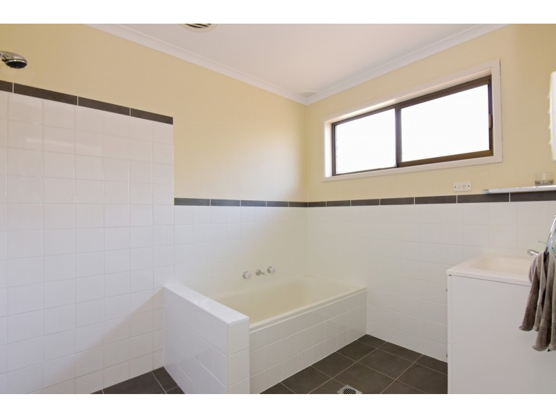 17 Elia Avenue, Nowra NSW 2541