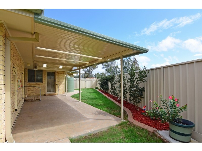 10 BURRADOO CRESCENT, Nowra NSW 2541