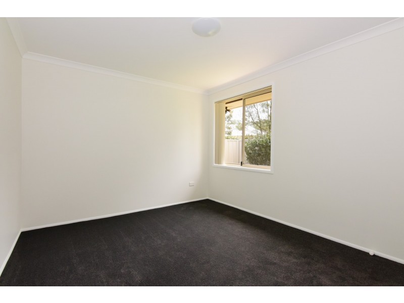 10 BURRADOO CRESCENT, Nowra NSW 2541