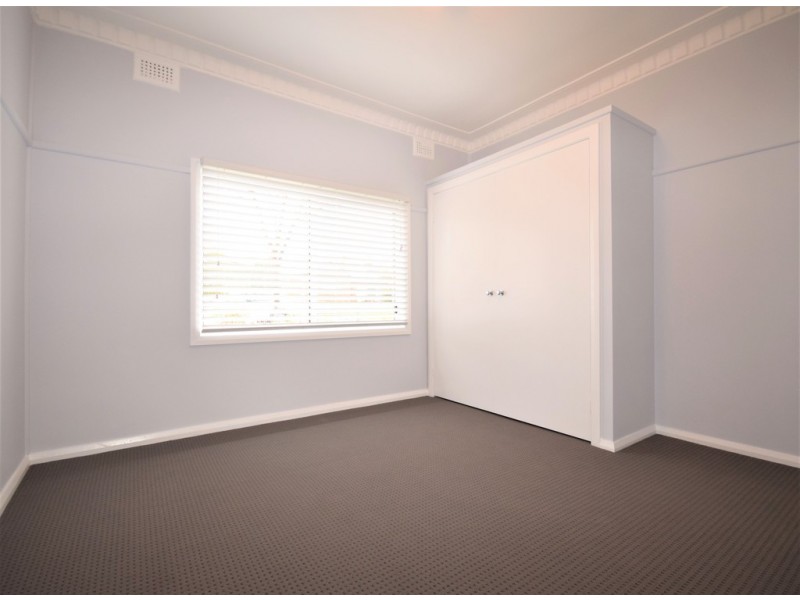 17 Morton Pde, Nowra NSW 2541